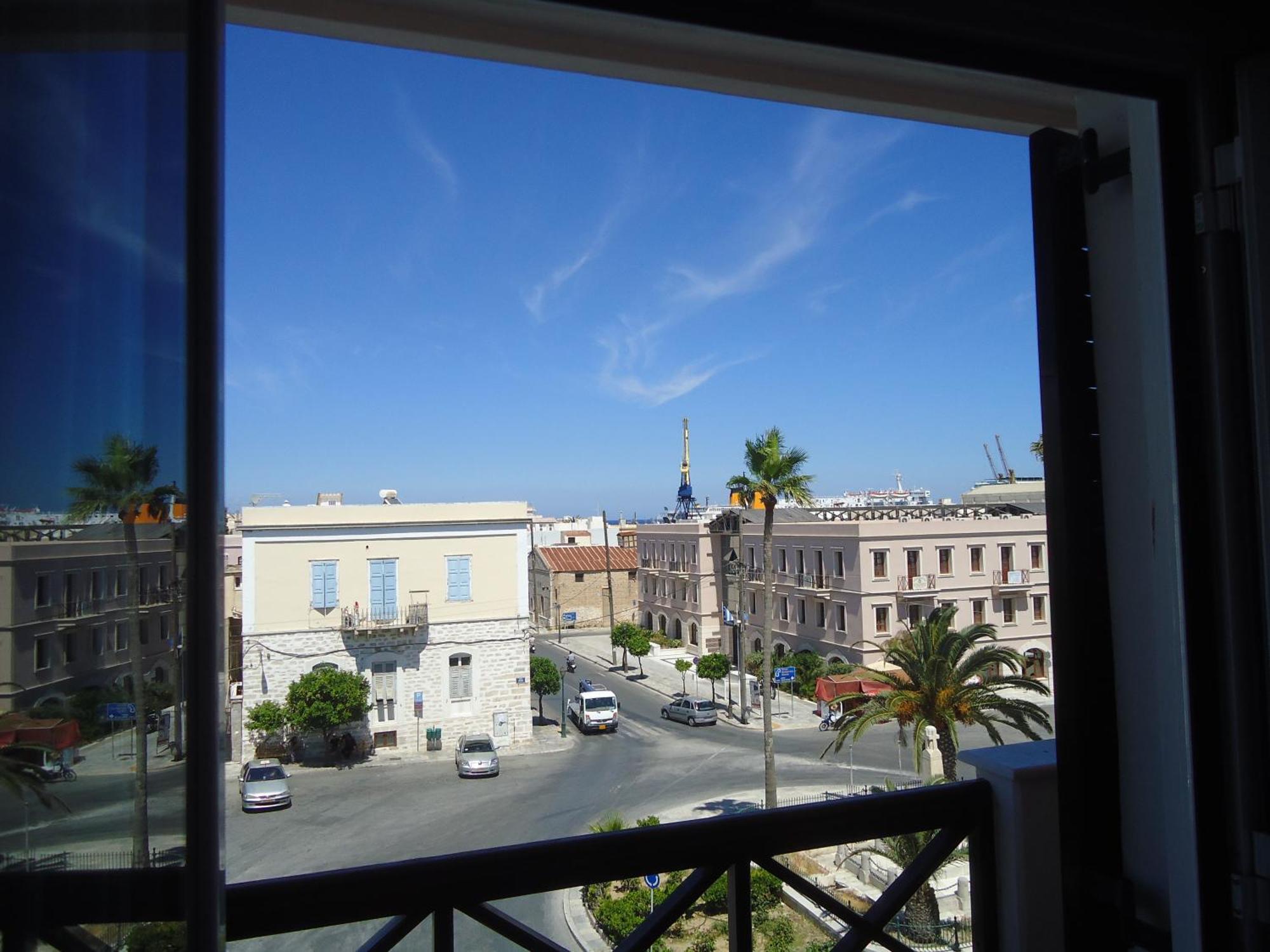 Archontissa Hotel Ermoupoli Bagian luar foto